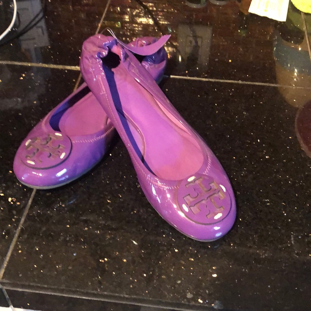 Tory Burch patent ballerina purple flats - Size 8